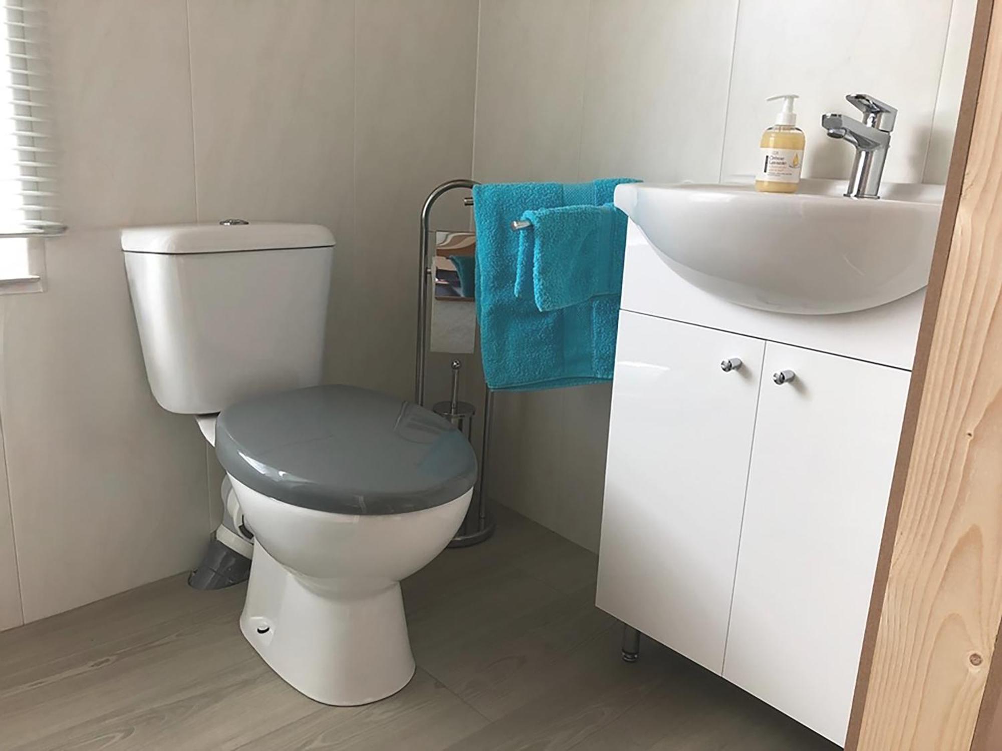 דירות Dampremy L'Eden Carolo - Netflix, Wi-Fi, 10Min Aeroport, Parking Gratuit מראה חיצוני תמונה